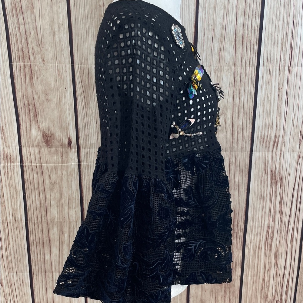 *Dor Dor Chic Black Beaded Insect Embellished Women's Lacy Blouse - Size Small - Picture 12 of 12